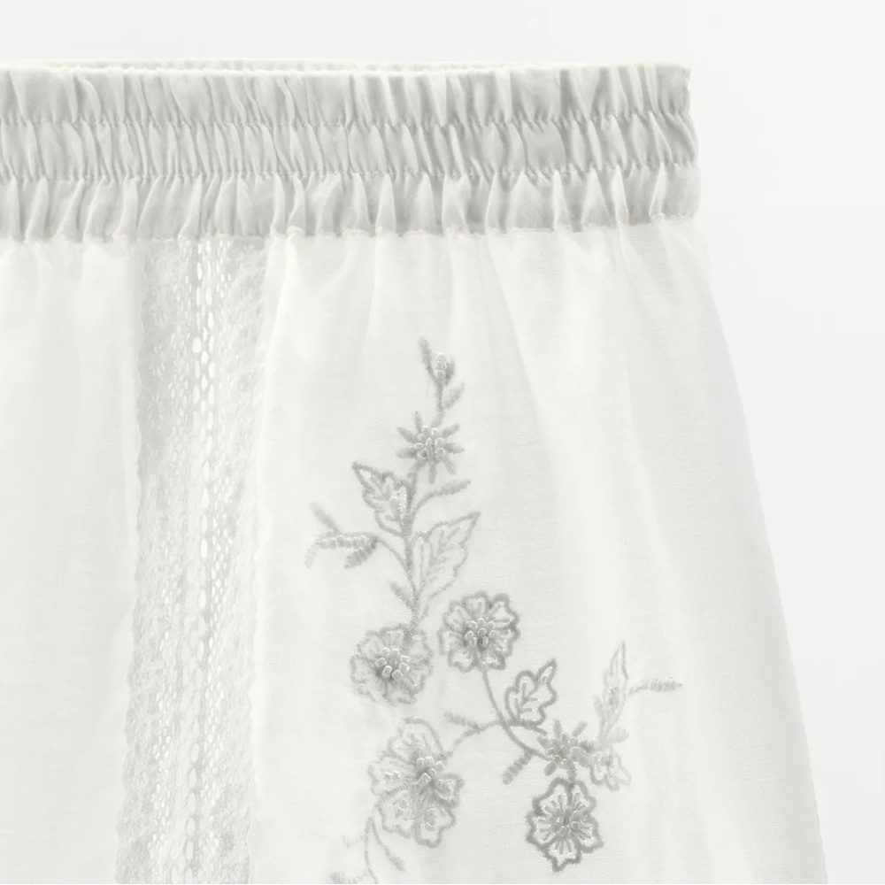 ZARA EMBROIDERED LACE BERMUDA SHORTS LIMITED - Picture 6 of 13